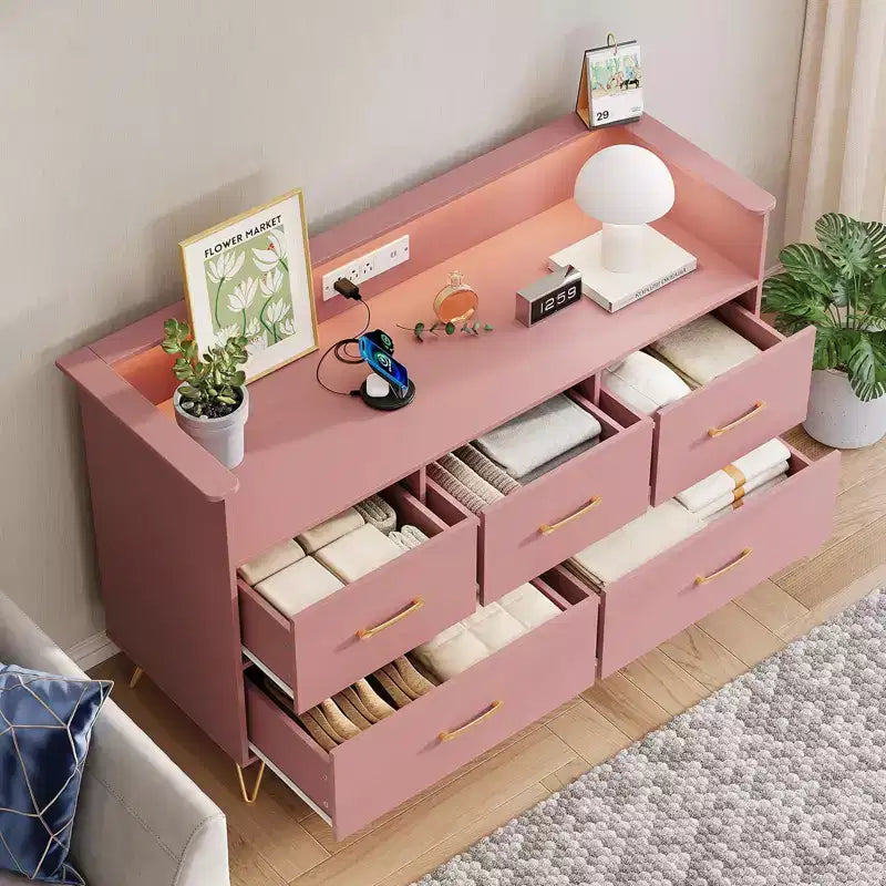Commode de chambre, commode de 120 cm de large avec lumières LED, station de charge et 5 tiroirs coulissants, armoire de rangement moderne en bois