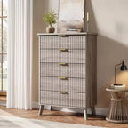 Commode cannelée pour chambre à coucher avec 5 tiroirs profonds, chiffonnier de 120 cm de haut avec plateau en faux marbre, design à profil incurvé, commode moderne en bois