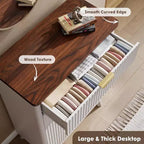 Commode cannelée pour chambre à coucher avec 5 tiroirs profonds, chiffonnier de 120 cm de haut avec plateau en faux marbre, design à profil incurvé, commode moderne en bois
