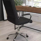 Fauteuil de bureau de direction pivotant à dossier haut avec accoudoirs