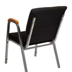 Chaise d'église empilable avec accoudoirs en bois, modèle 21W